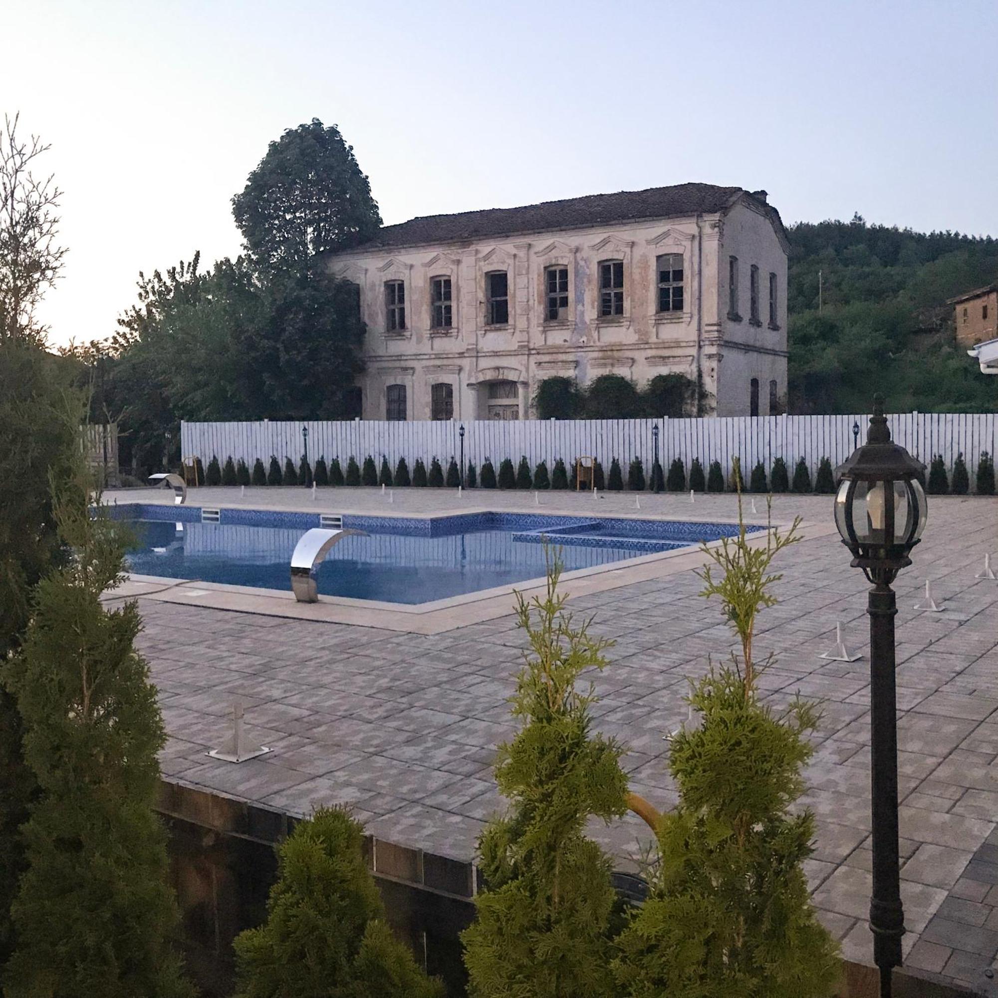 Guest House Bukor Shtepi Mandrica 외부 사진