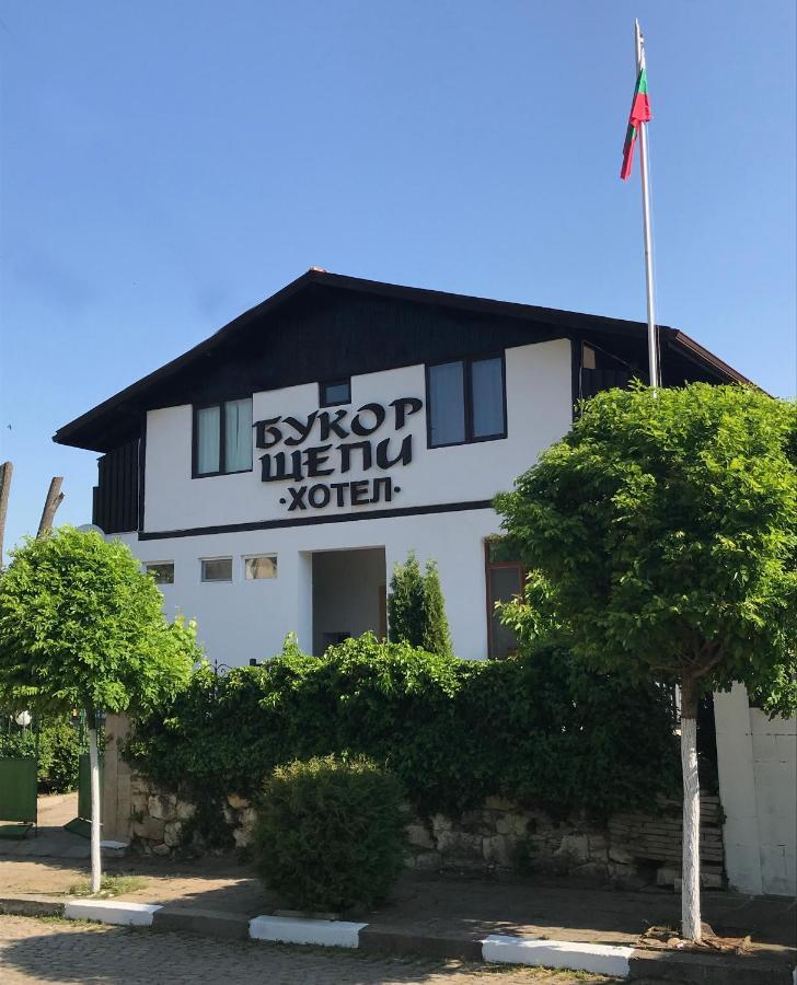 Guest House Bukor Shtepi Mandrica 외부 사진