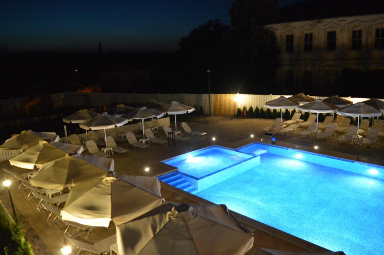 Guest House Bukor Shtepi Mandrica 외부 사진